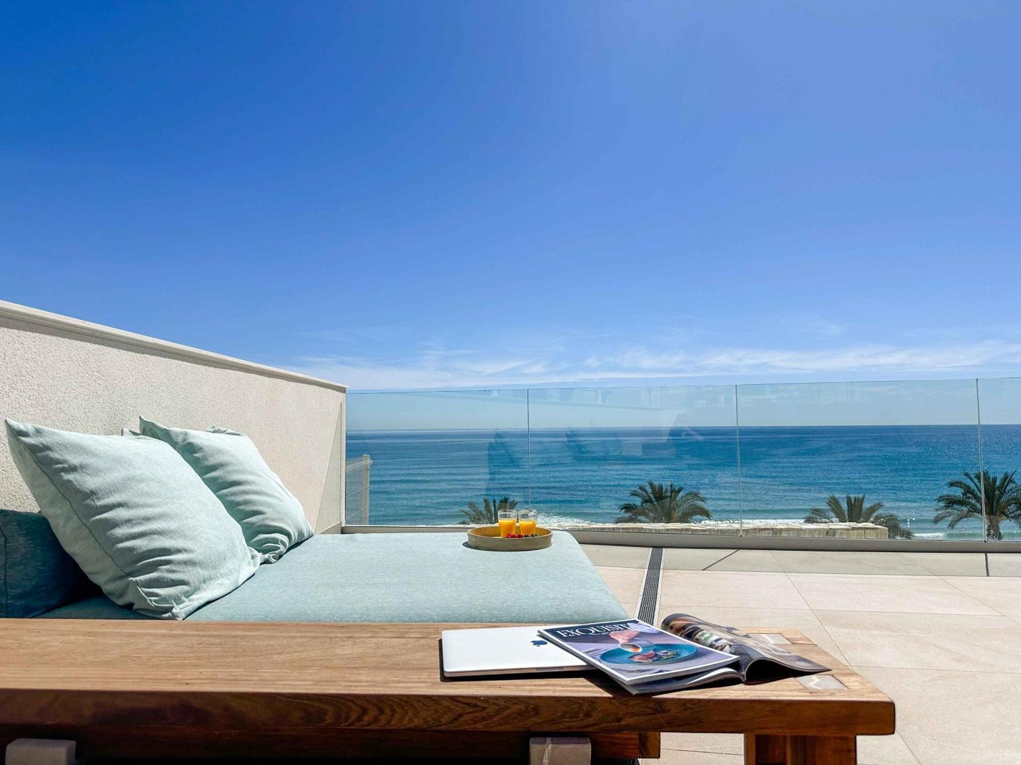Lantia. Amaneceres De Ensueno Y Piscina Con Vistas Apartman El Campello Kültér fotó