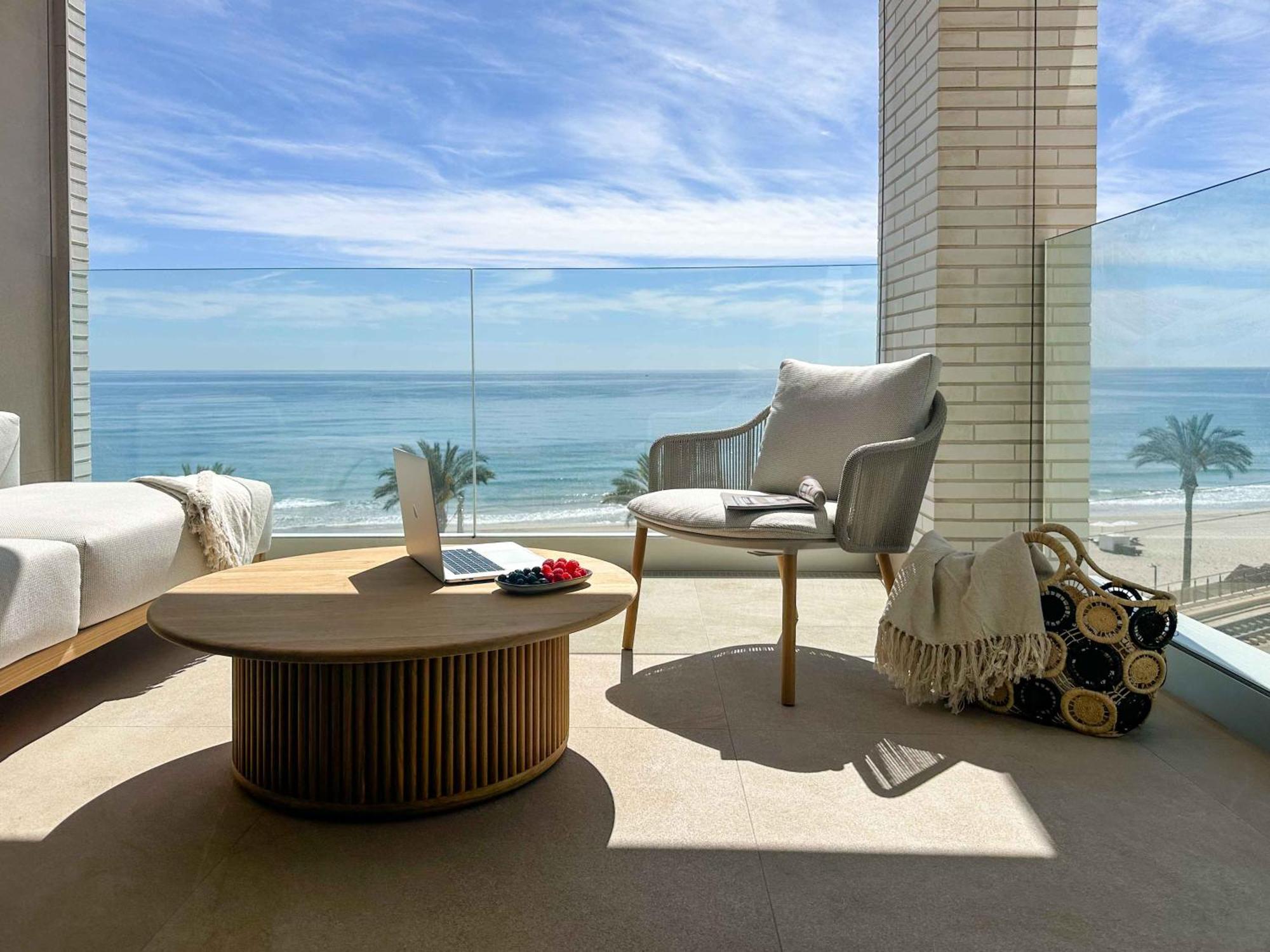 Lantia. Amaneceres De Ensueno Y Piscina Con Vistas Apartman El Campello Kültér fotó