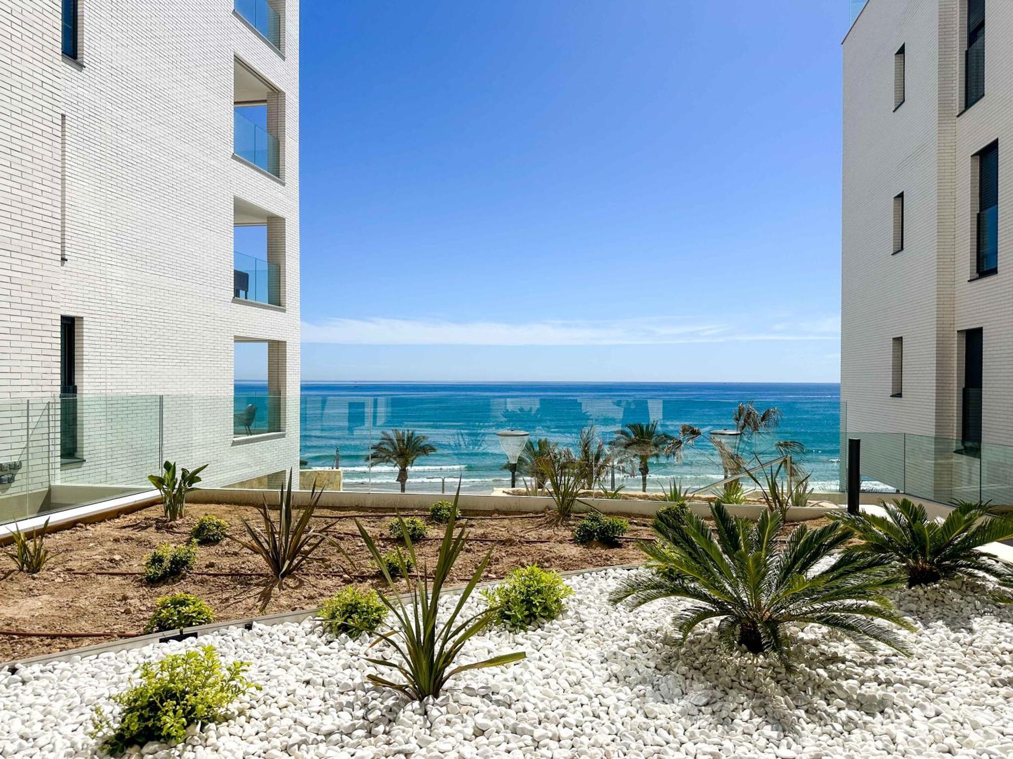 Lantia. Amaneceres De Ensueno Y Piscina Con Vistas Apartman El Campello Kültér fotó