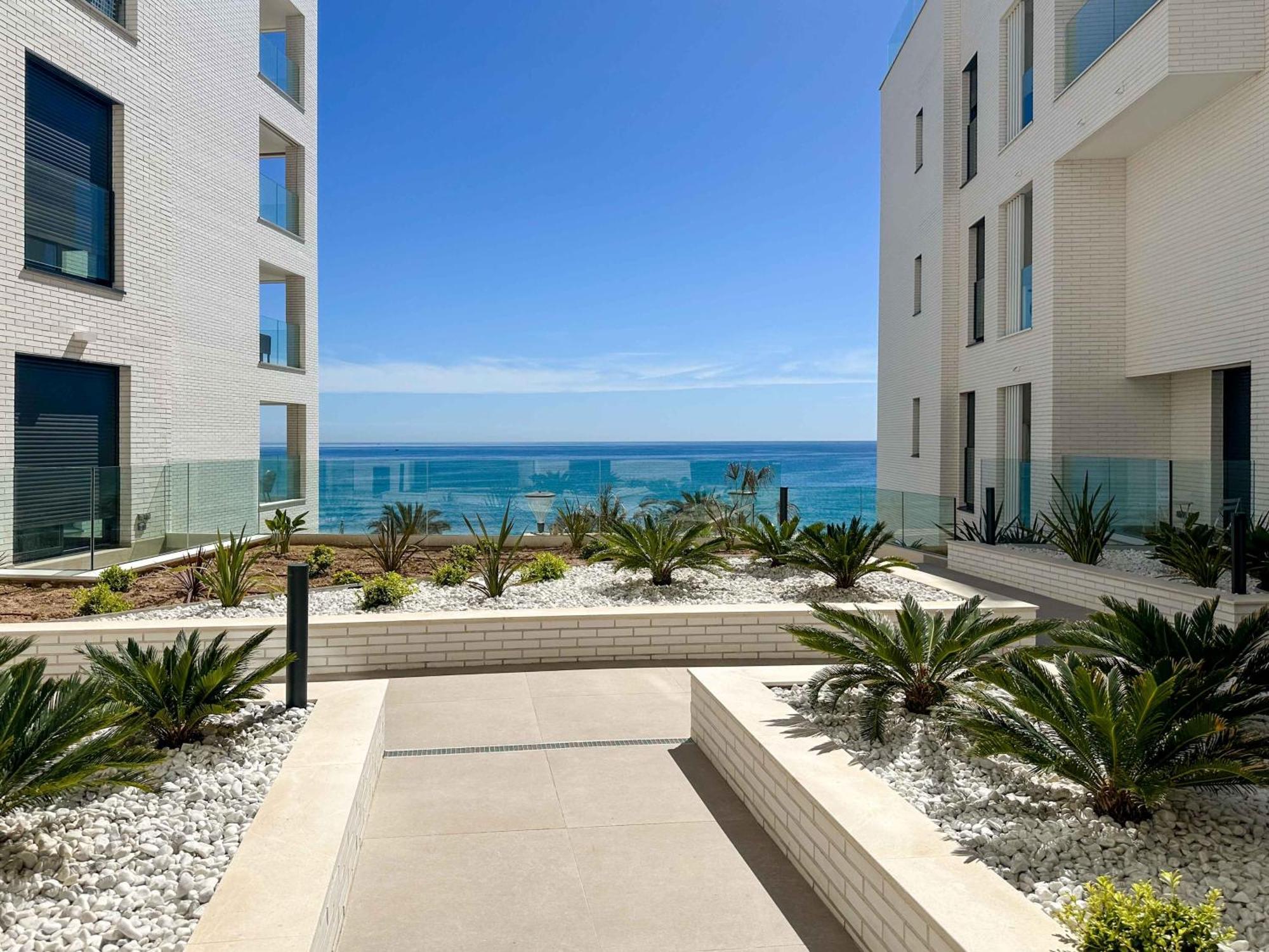 Lantia. Amaneceres De Ensueno Y Piscina Con Vistas Apartman El Campello Kültér fotó